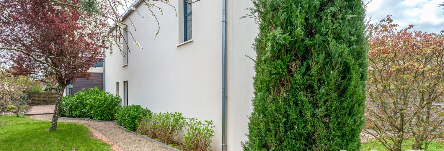 Maison 9 Pièces 455 m² à vendre à Saint-Cyr-sur-Loire (37540)