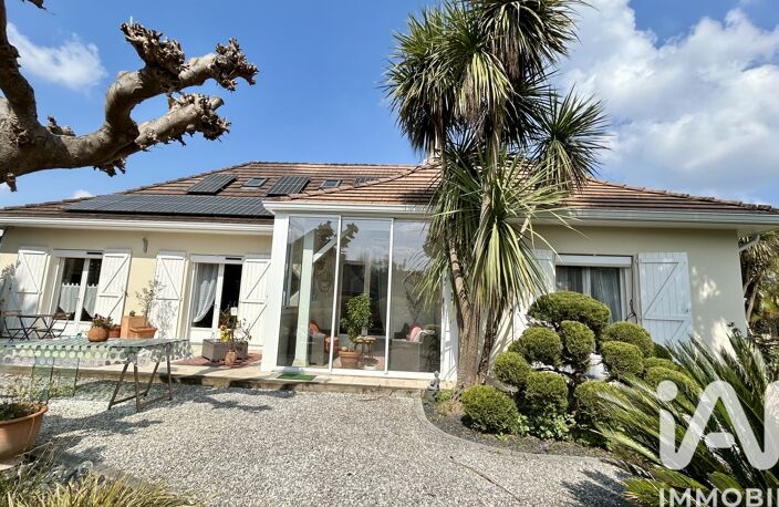 Vente Maison traditionnelle 7 pièces — photo 3