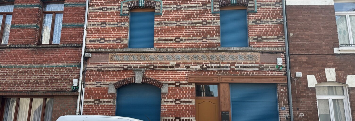 Immeuble  146 m² à vendre à Courrières (62710)