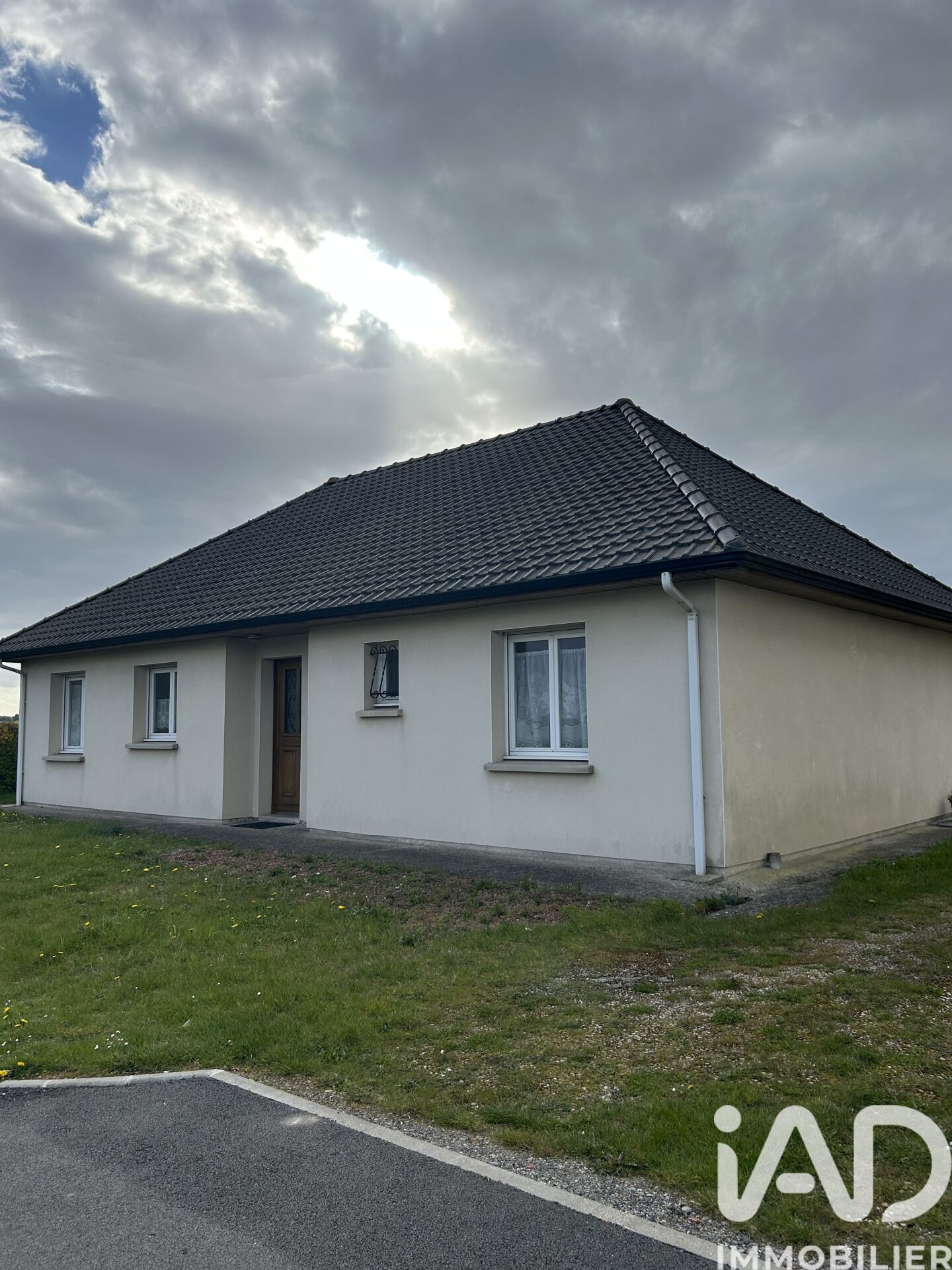 Ecurie - 98m² - 6p. - 3ch.