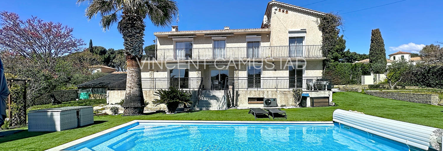 Maison 10 Pièces 260 m² à vendre à Sanary-sur-Mer (83110)