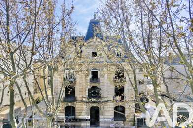 Appartement 2 pièces 323522 €