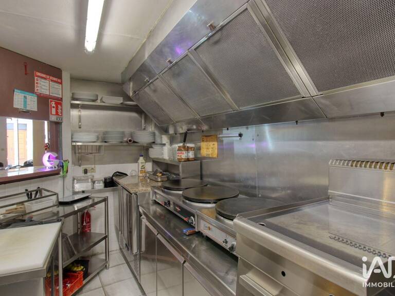 Vente Murs commerciaux 120 m&sup2; — photo 1