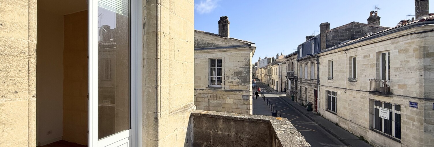 Immeuble  82 m² à vendre à Bordeaux (33000)