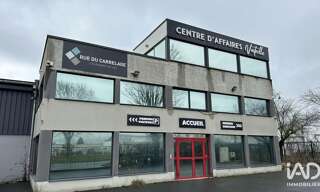 Commerce  1900 m² à vendre à Saint-Memmie (51470)