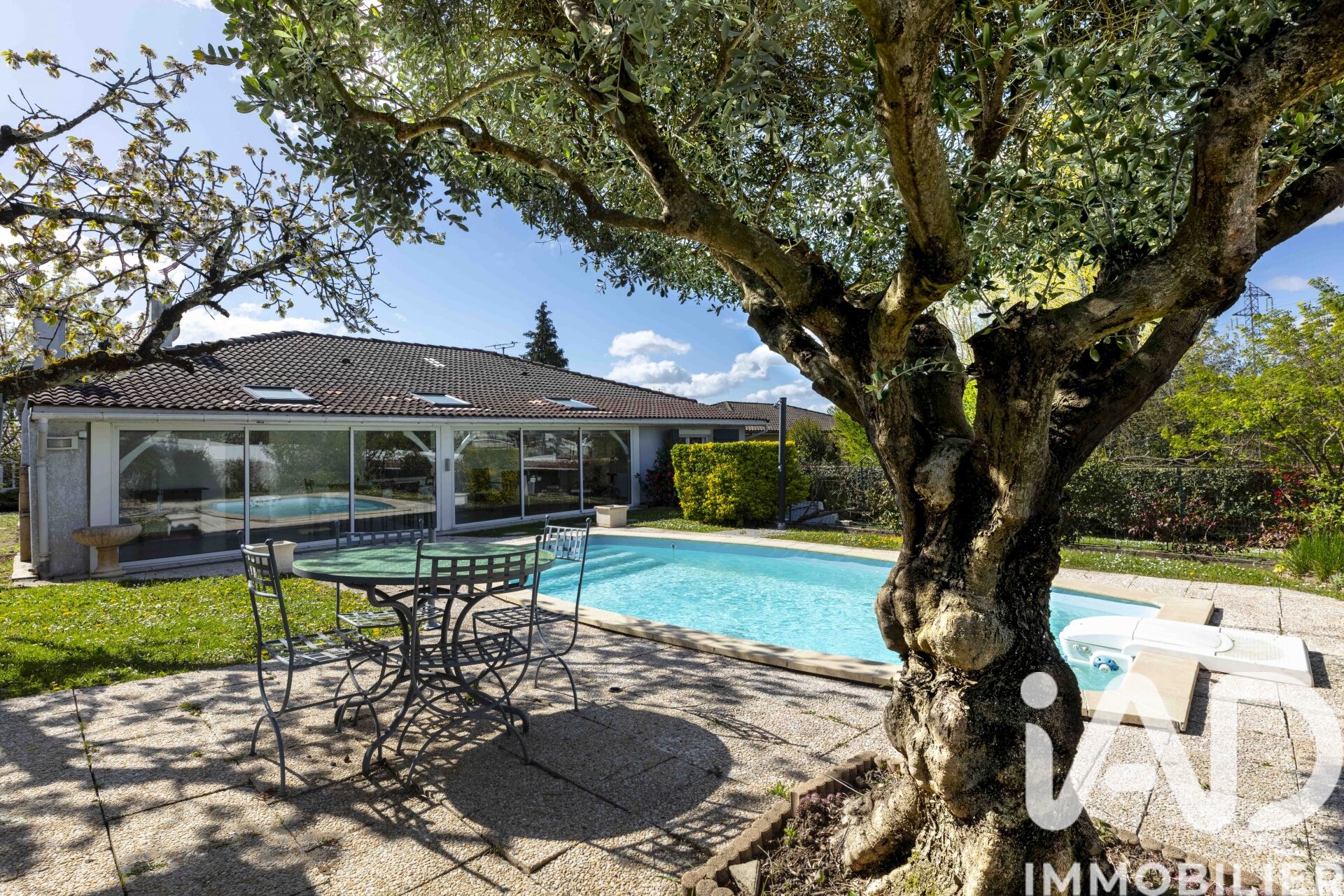 Maison à vendre, 5 pièces, 136 m², Yvrac