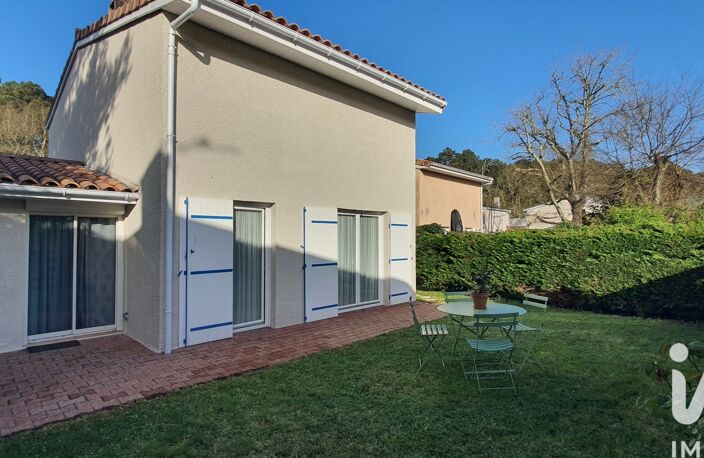 Vente Maison/villa 7 pièces — photo 2