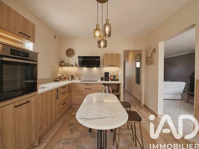 Vente Maison/villa 8 pièces — photo du bien