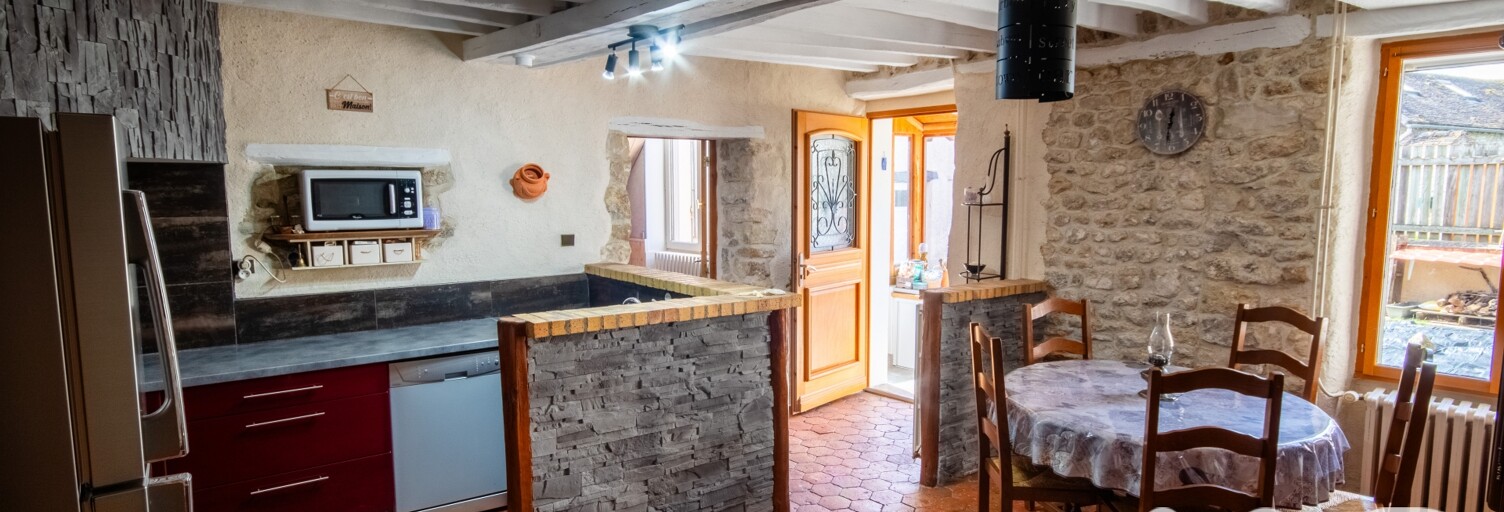 Maison 5 Pièces 130 m² à vendre à Rumont (77760)