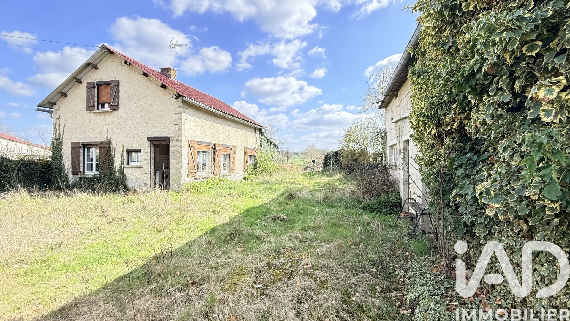 Vouziers - 104m² - 4p. - 3ch.