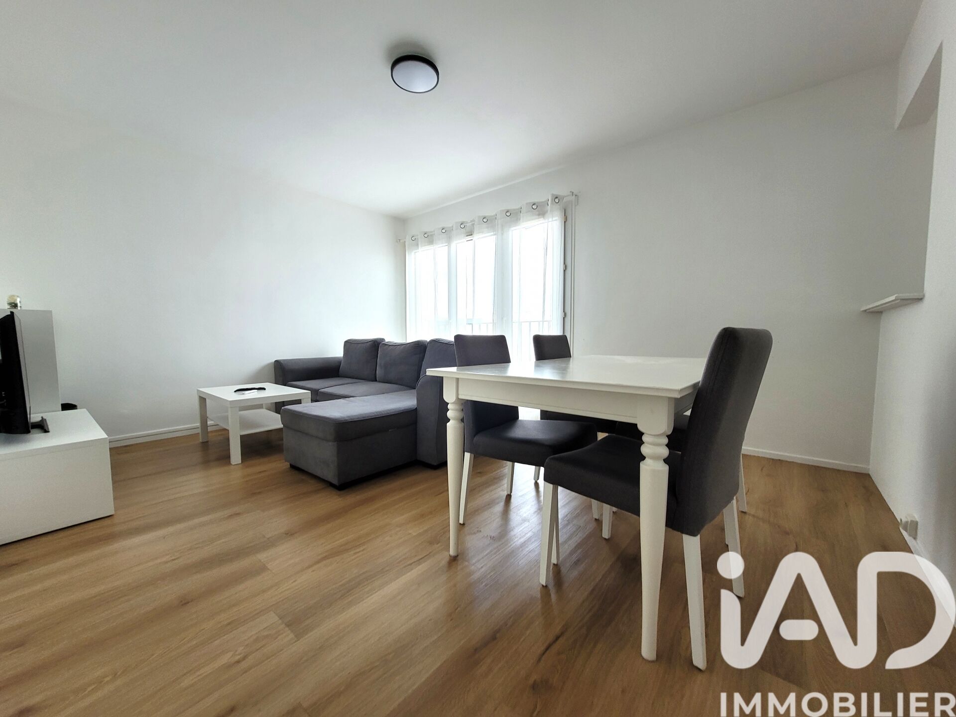 Vente Appartement 3 pièces - Photo 2