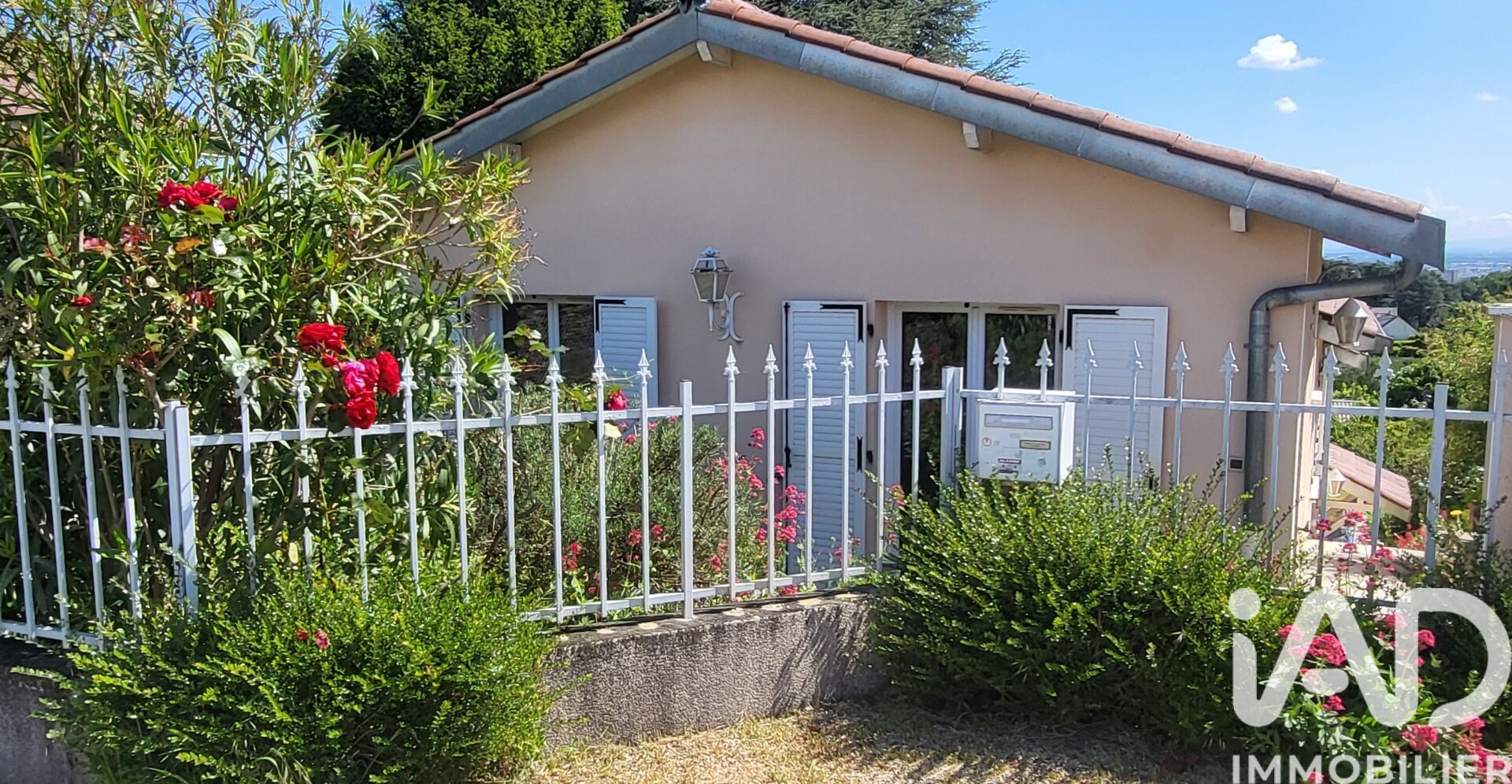 Saint-genis-laval - 130m² - 6p. - 5ch.