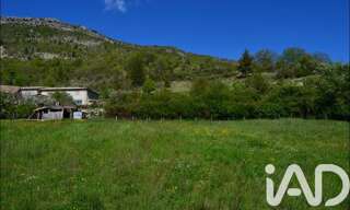 Terrain  1000 m² à vendre à La Roche-sur-le-Buis (26170)