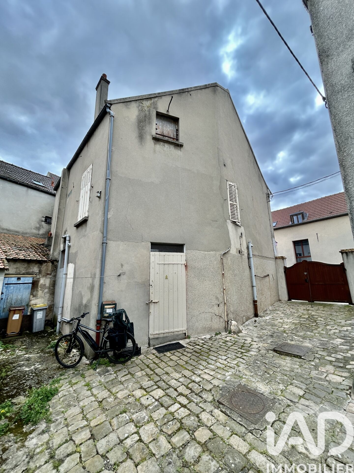 Wissous - 130m² - 7p.