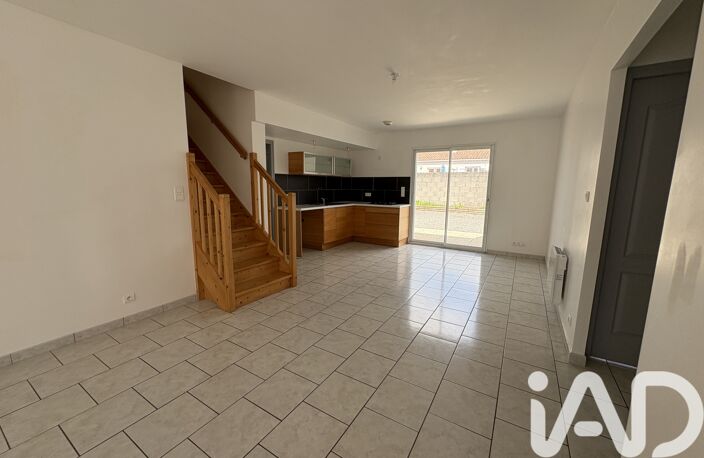 Vente Maison/villa 4 pièces — photo 3