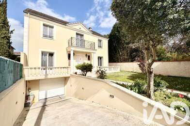 Maison 5 pièces 599000 €
