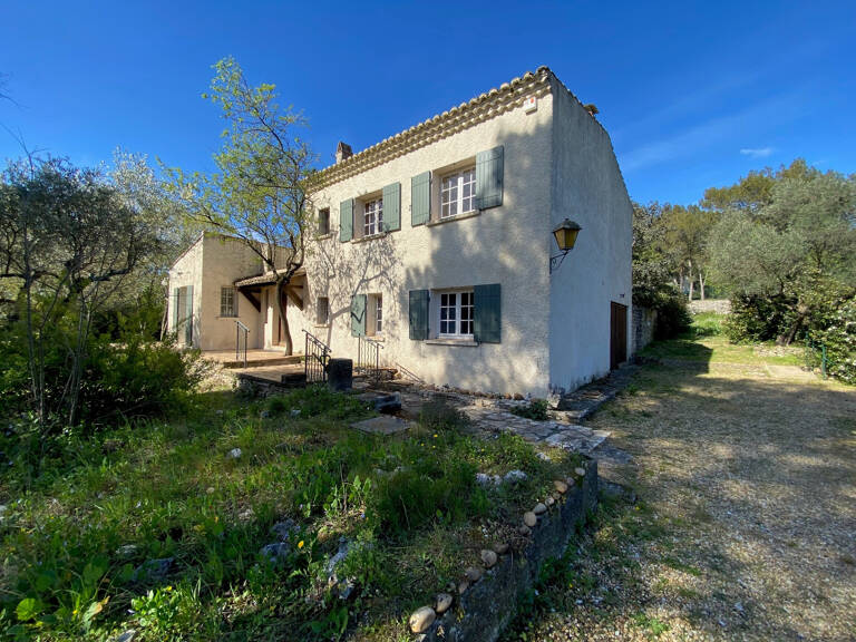 Villa T6 de 140 m2  terrain de 3 700 m2   Nîmes Ville Verte / Eau Bouillie — photo 1