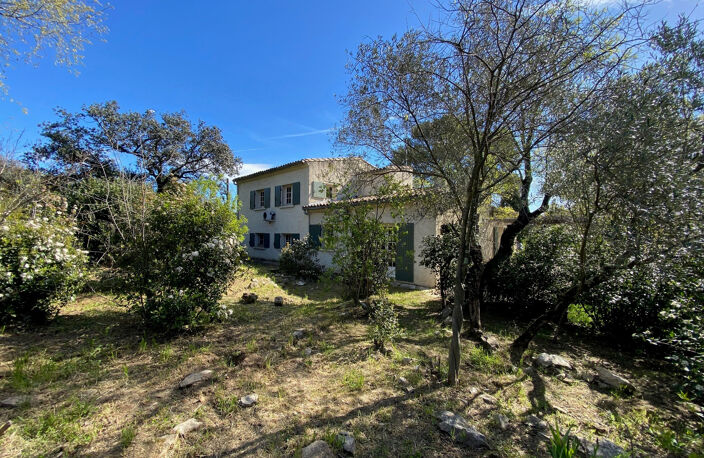 Villa T6 de 140 m2  terrain de 3 700 m2   Nîmes Ville Verte / Eau Bouillie — photo 3