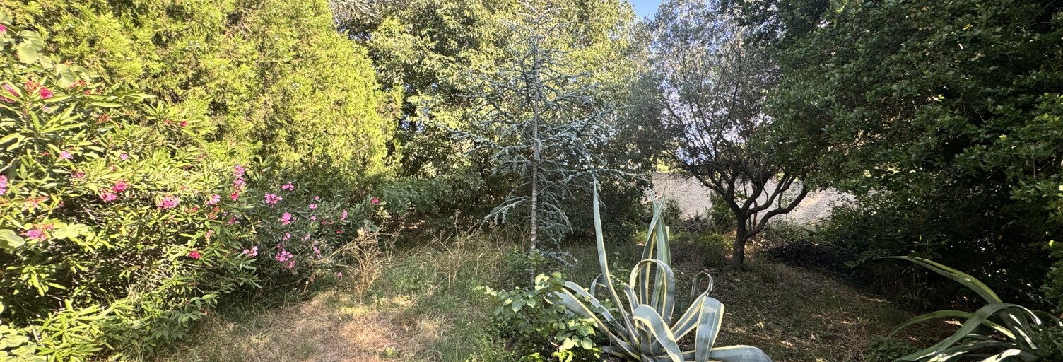 Terrain  250 m² à vendre à Nîmes (30900)