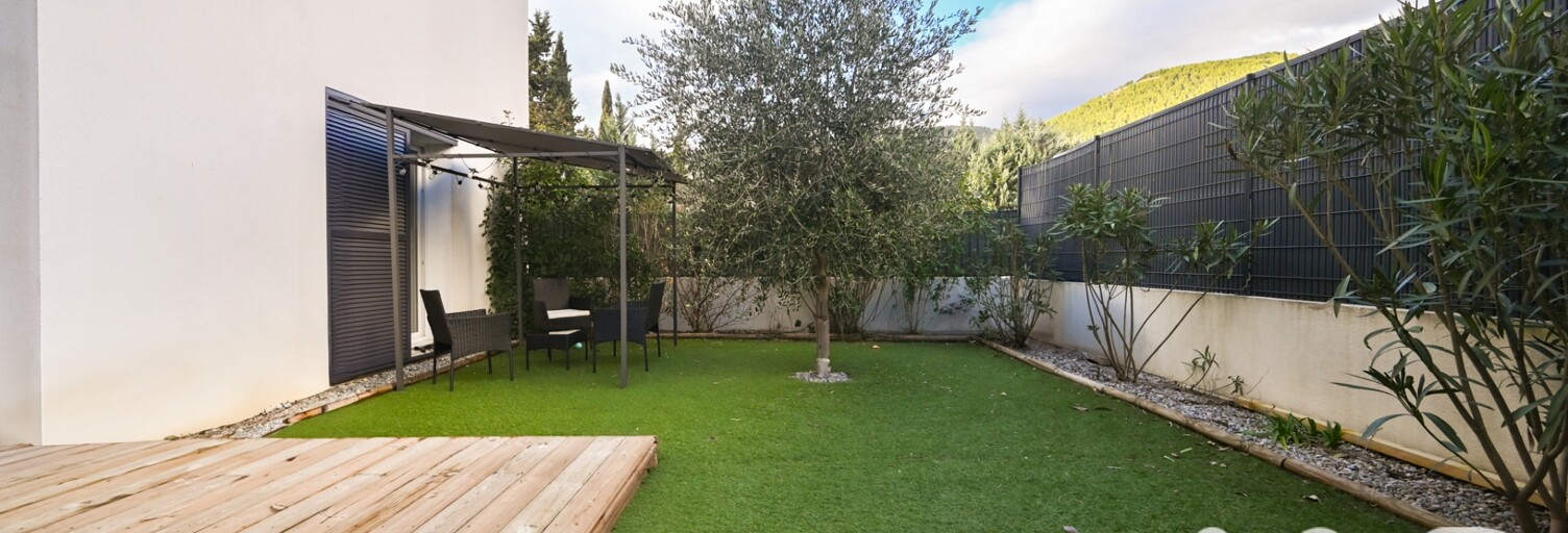 Appartement 3 Pièces 61 m² à vendre à Cuges-les-Pins (13780)