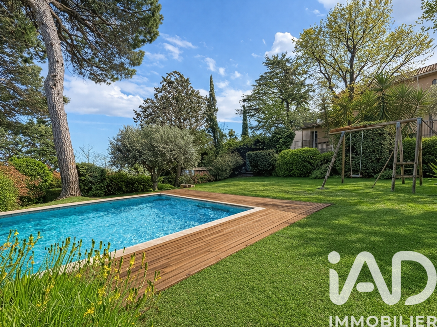 Ouveillan - 248m² - 9p. - 7ch.