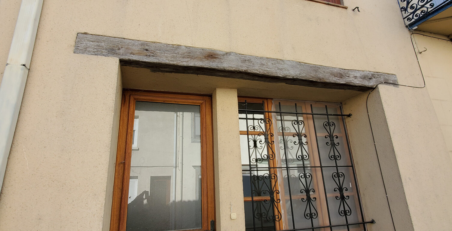 Maison de village à vendre avec grand garage — photo 1