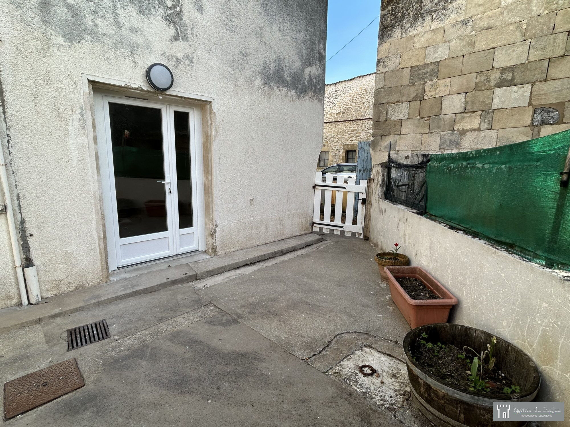 Appartement  T1 à louer Pons 17800