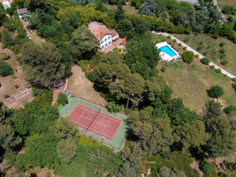 Domaine d'exception au pied du Garlaban — photo 1