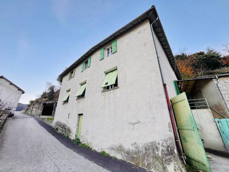 Maison à rénover – 165 m² de potentiel – Terrasse 39 m² exposée Sud – Pied-de-Borne (48800) — photo 1