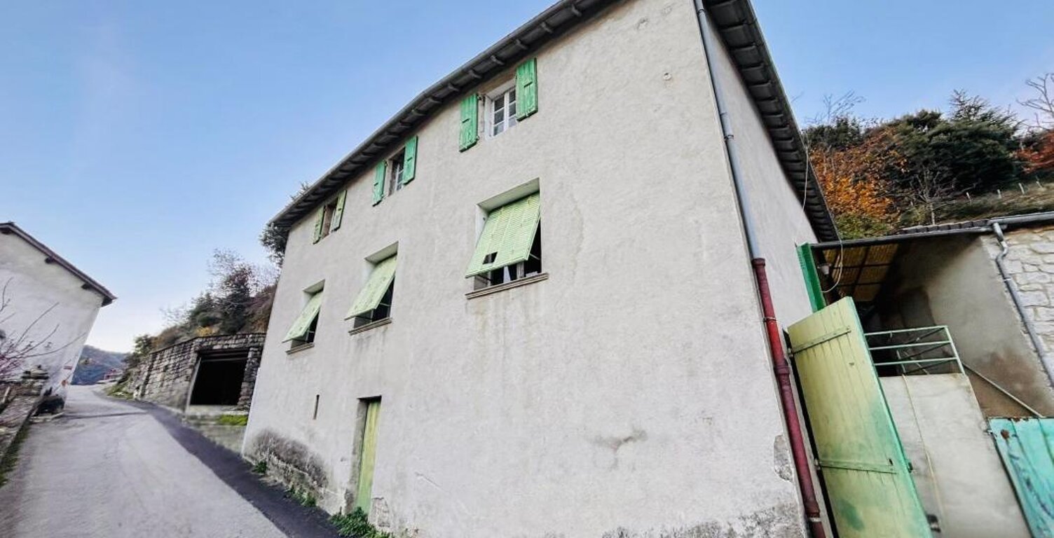 Maison à rénover – 165 m² de potentiel – Terrasse 39 m² exposée Sud – Pied-de-Borne (48800) — photo 1