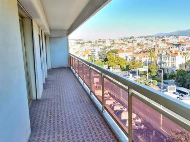 Appartement À Louer — photo du bien