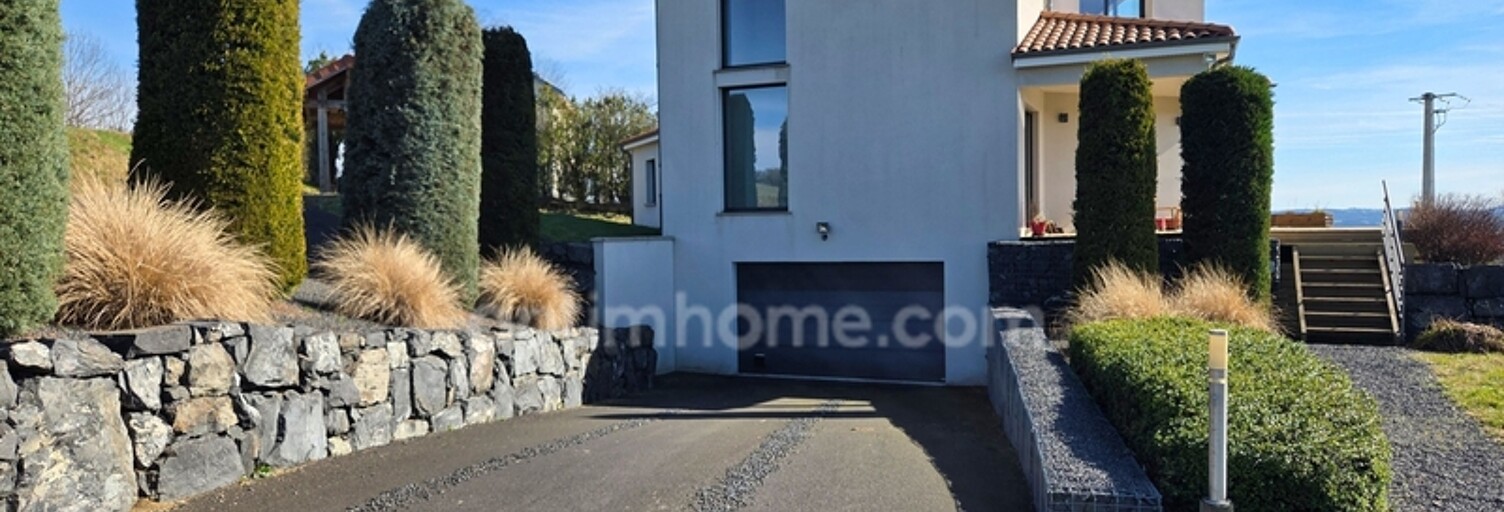 Maison 5 Pièces 152 m² à vendre à Isserteaux (63270)