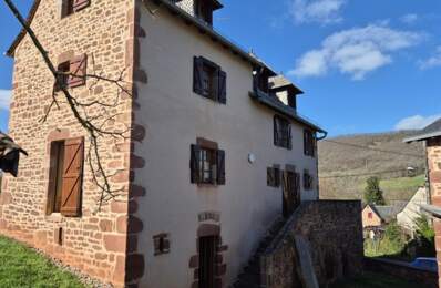 Maison de caractère avec grange, cave voûtée et terrain de 1,4 ha — photo du bien