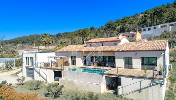 Villa / Maison 8 pièces  à vendre Draguignan 83300