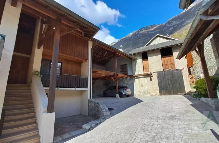 Chignin - 2 maisons de village — photo 2