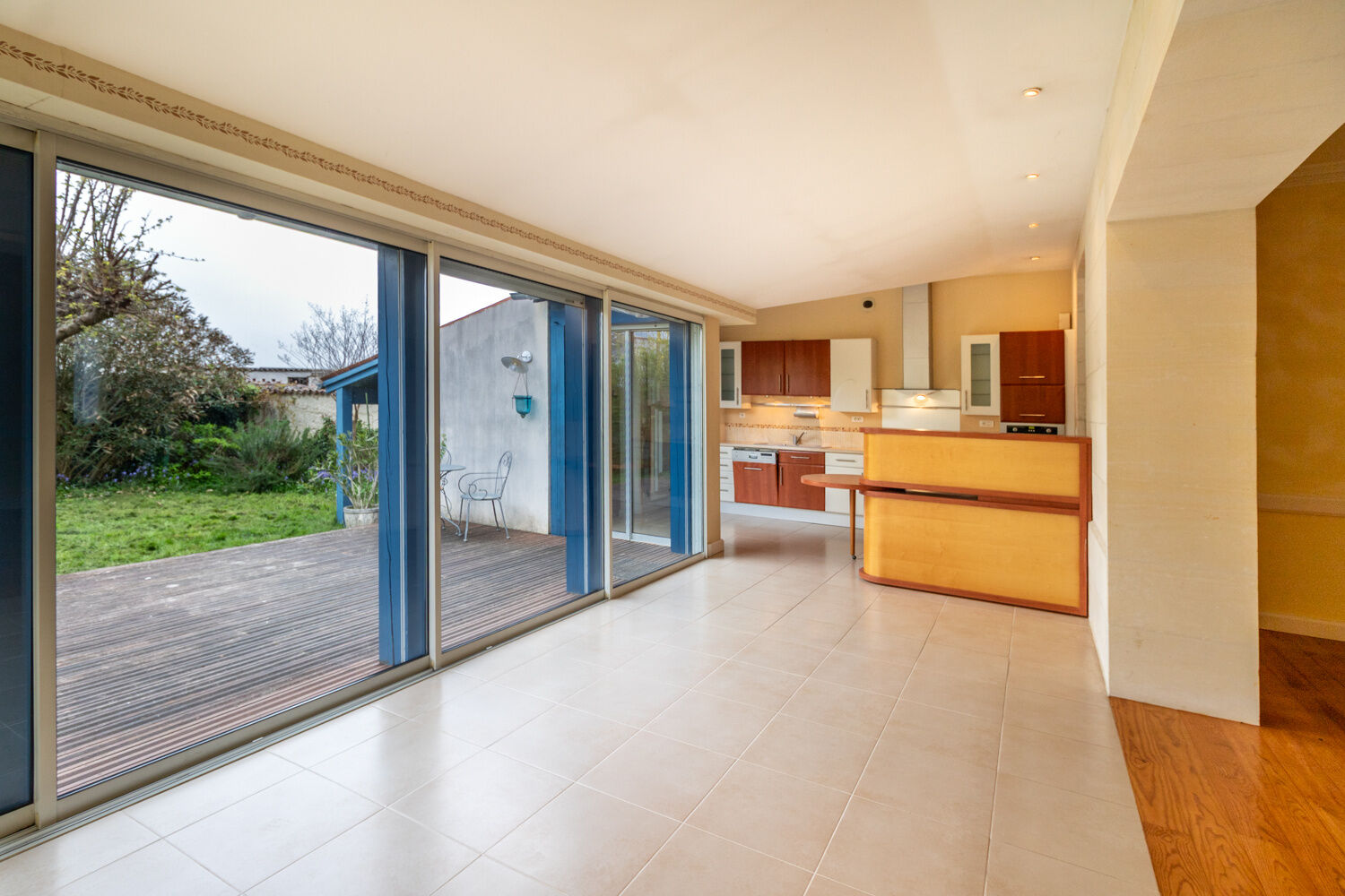 Villa / Maison  T5 à vendre Saintes 17100