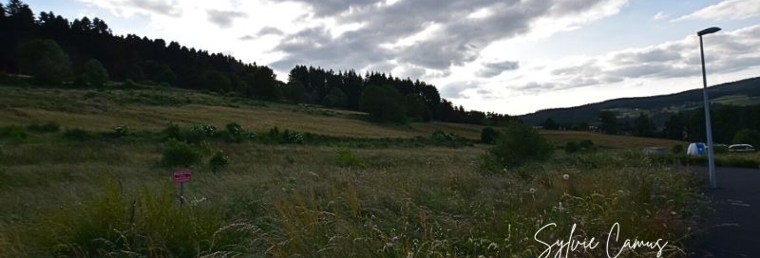 Terrain  1018 m² à vendre à Dunières (43220)