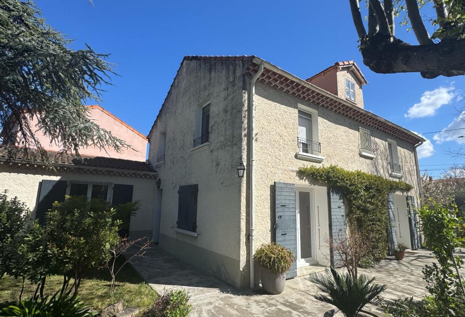 À Vendre maison à Montélimar — photo 1