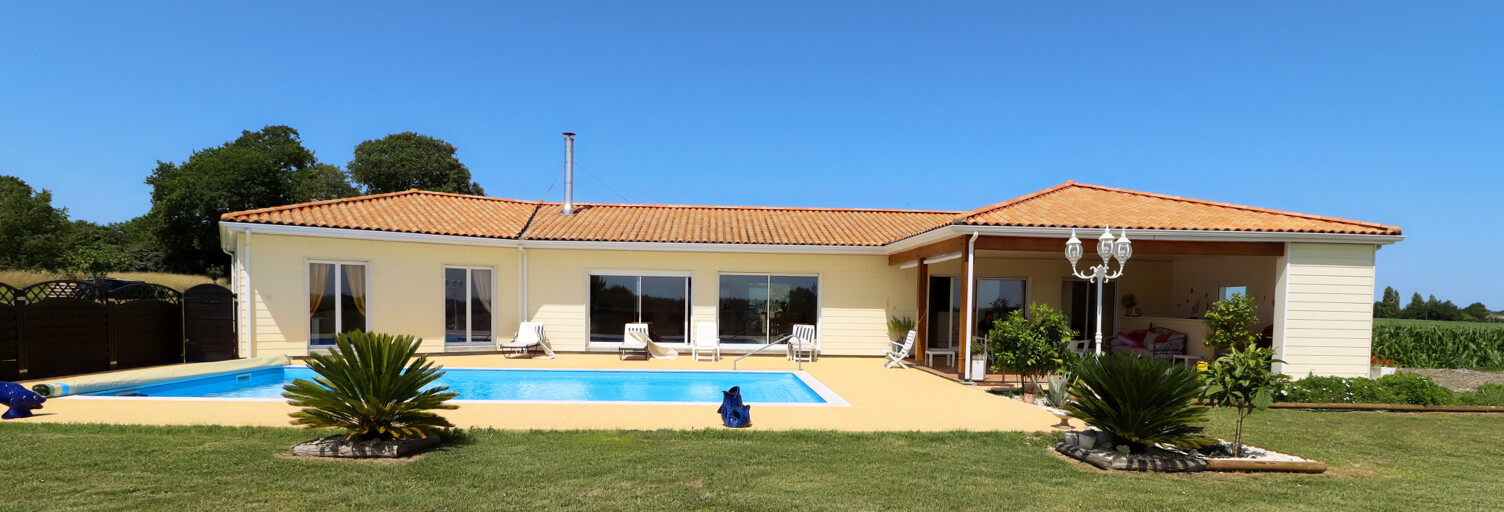 Maison 7 Pièces 220 m² à vendre à Arces (17120)