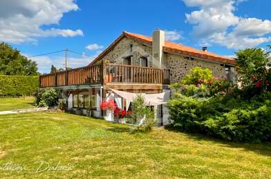 Maison 8 pièces 455750 €