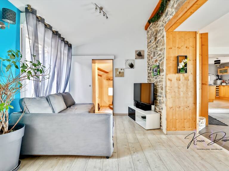   Maison en pierre de 150 m2 - Vue exceptionnelle sans vis-à-vis- Suite parentale - Dépendances — photo 1