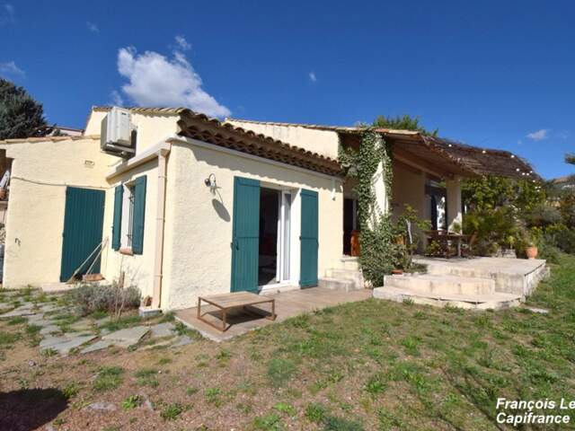 Maison à vendre 7 pièces MANOSQUE (04) - Quartier La Rochette - 169 m² habitable - 4 chambres - Piscine - Garage - 647 000 € honoraires d'agence inclus — photo du bien