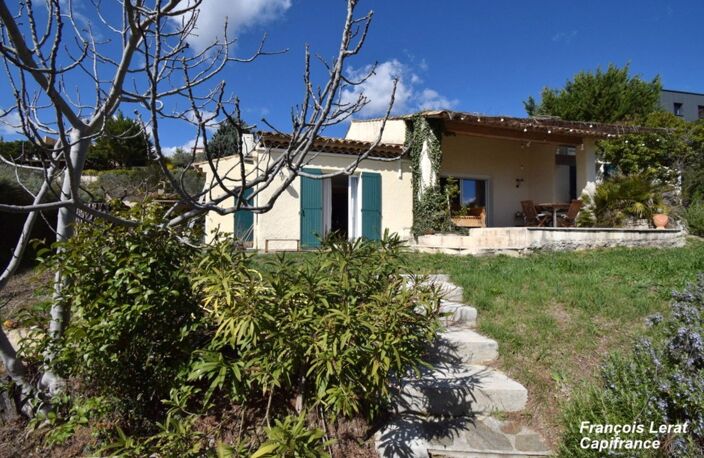 Maison à vendre 7 pièces MANOSQUE (04) - Quartier La Rochette - 169 m² habitable - 4 chambres - Piscine - Garage - 647 000 € honoraires d'agence inclus — photo 3