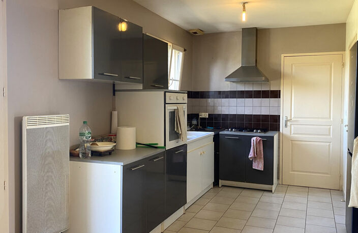 À vendre – Pavillon de plain-pied -2 chambres - jardin et garage  COUTARNOUX (89) — photo 2