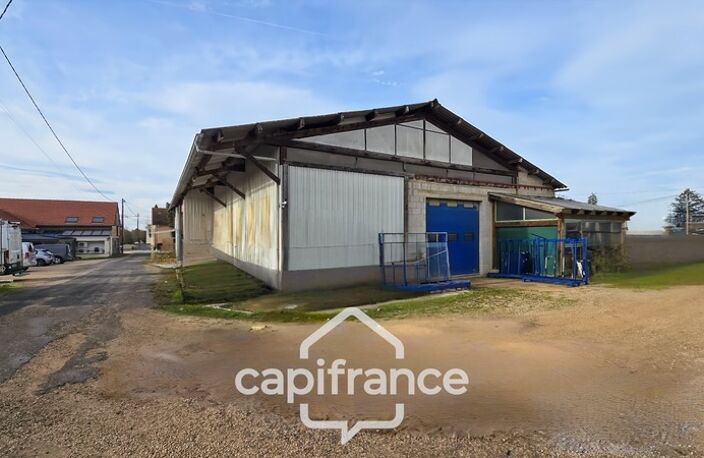 Entrepôt/bureau à vendre de 605 m² (71) — photo 2