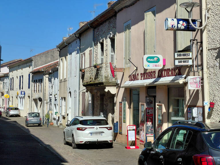 A vendre GABARRET (40), Fonds de commerce et Murs Tabac-Presse-FDJ-PMI avec logement de fonction — photo 1