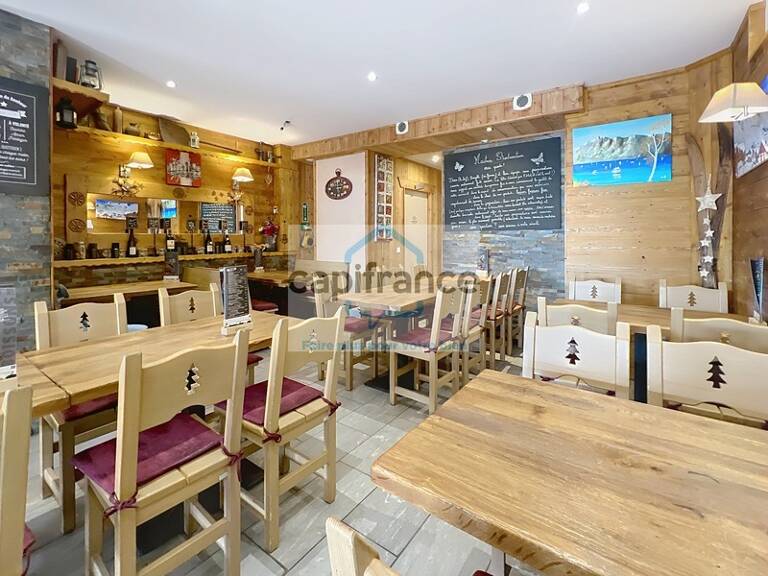Dpt Savoie (73), à vendre SAINT FRANCOIS LONGCHAMP Restaurant / Pizzeria avec grande terrasse — photo 1
