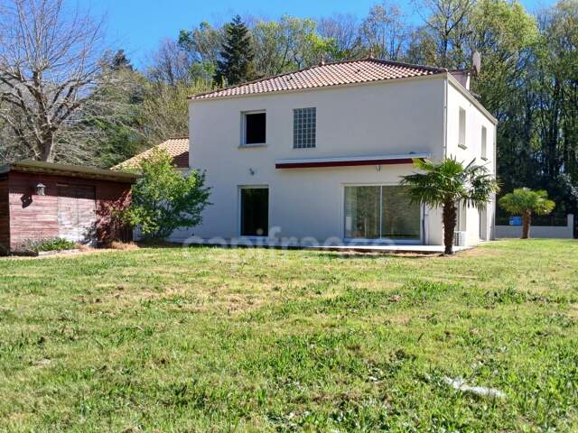 Maison à vendre, havre de paix entre lac et nature – Passay, La Chevrolière (44) — photo du bien