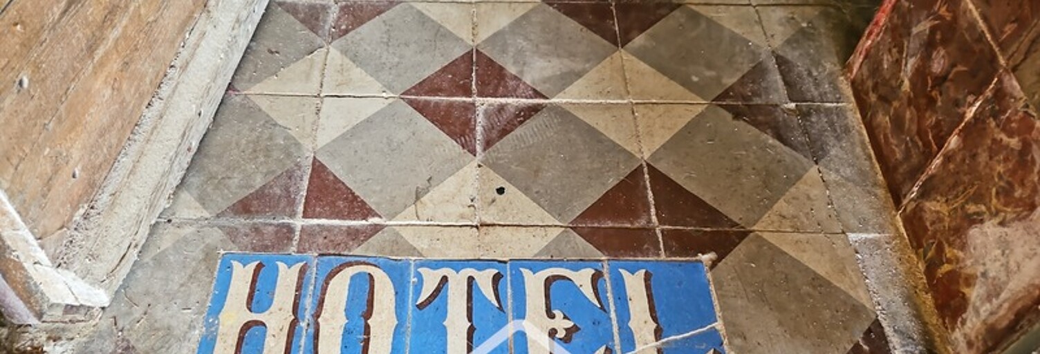 Maison 11 Pièces 450 m² à vendre à Puymirol (47270)