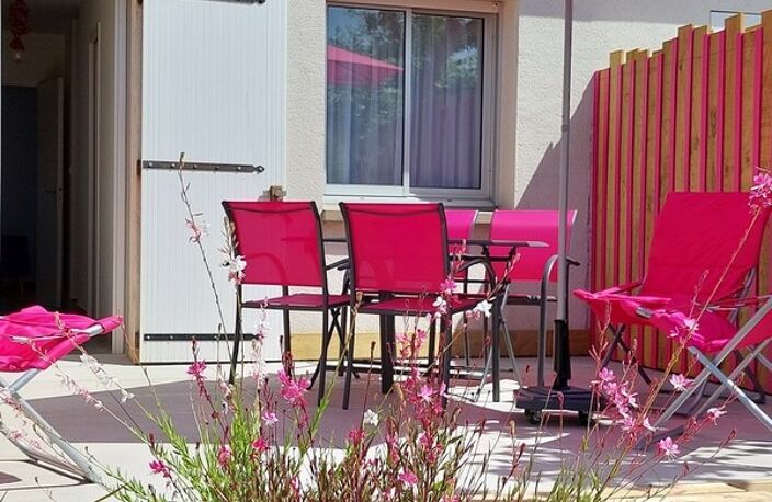 EXCLU CAPIFRANCE A Vendre ILE D'OLERON (17) en coeur village - Résidence para-hôtelière 11 meublés 3* proche plage — photo 5